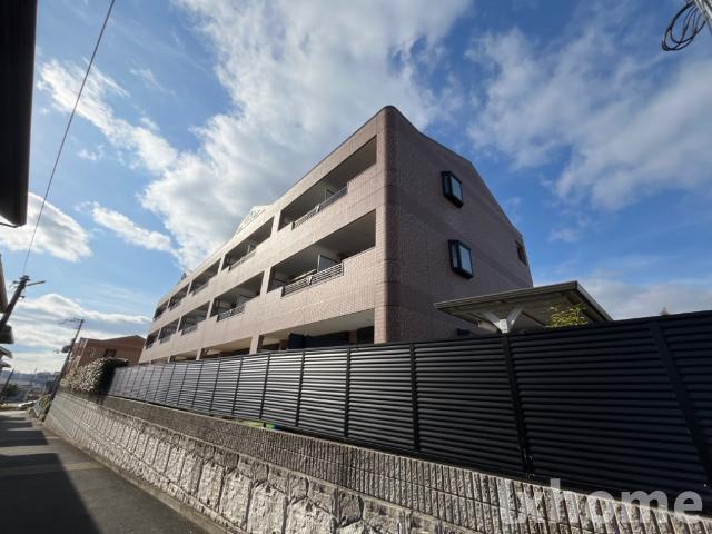 ラディアントの外観|落ち着いた雰囲気の外観です