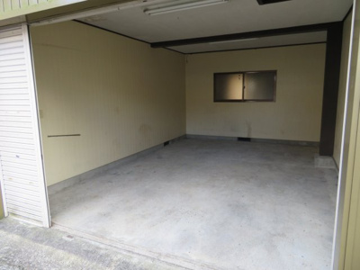 【駐車場】 | 成松A邸貸家