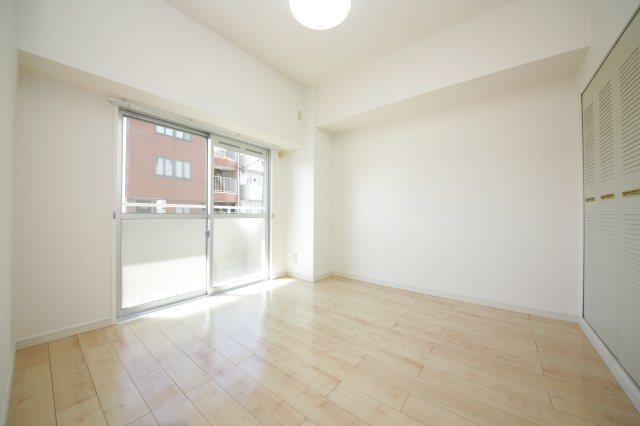 ベラビスタ柴田の洋室