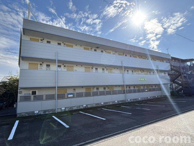 グローリー尚徳の外観