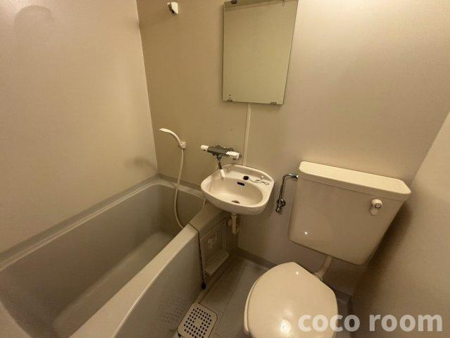 グローリー尚徳の居間・リビング