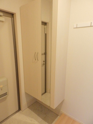 【玄関】 | ヴィラ 一の坂