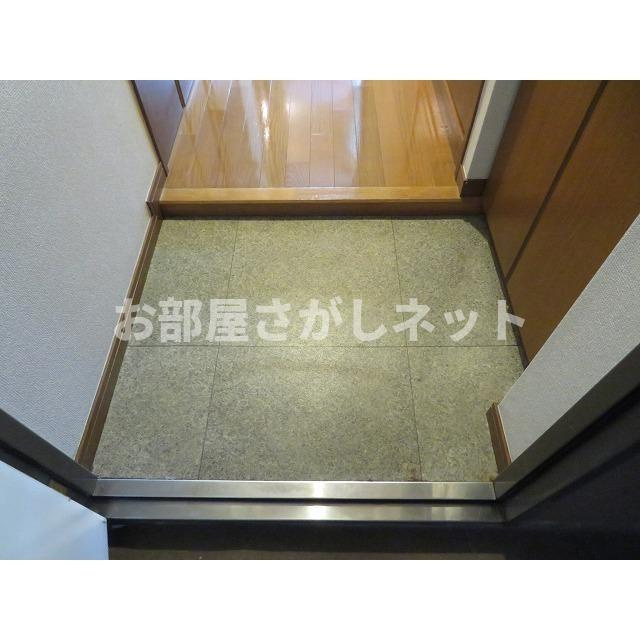 ＹＡＹＯＩ　ＣＯＵＲＴの玄関