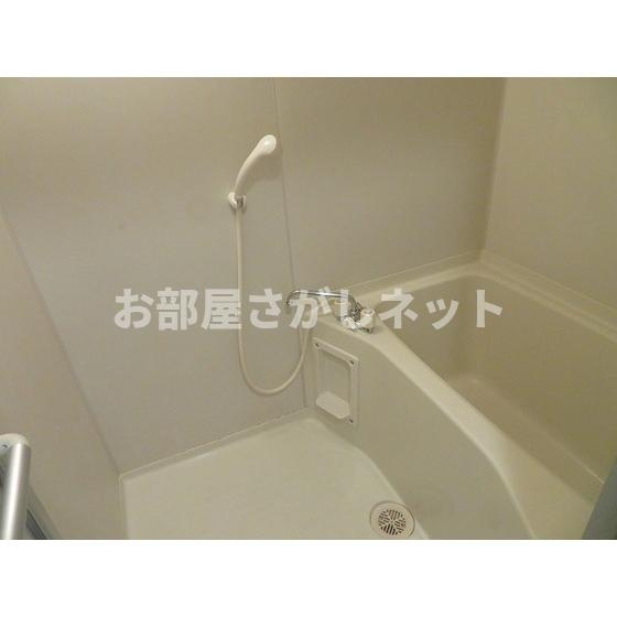 ＹＡＹＯＩ　ＣＯＵＲＴの浴室|バス