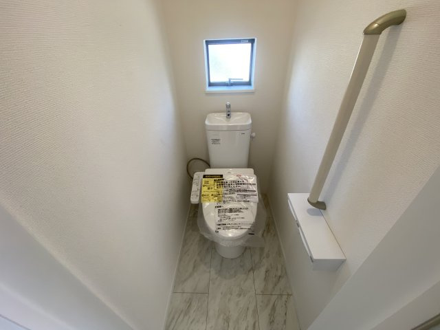 東所沢3丁目全4棟新築のトイレ