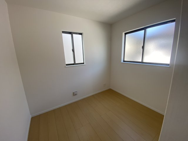 東所沢3丁目全4棟新築の洋室