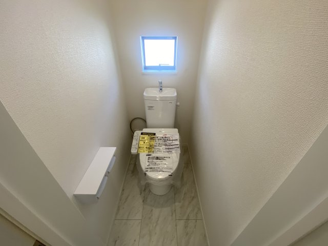 東所沢3丁目全4棟新築のトイレ