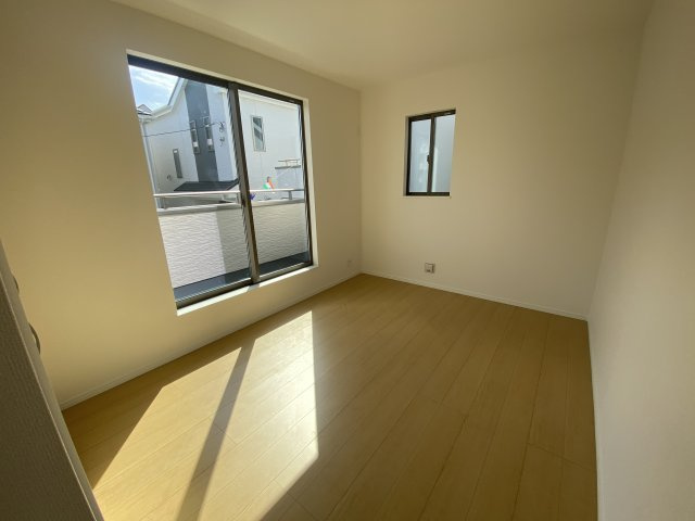 東所沢3丁目全4棟新築の洋室