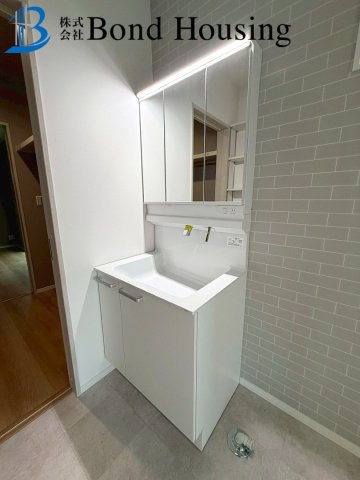 平屋の新築戸建　塩屋北町1丁目の独立洗面台