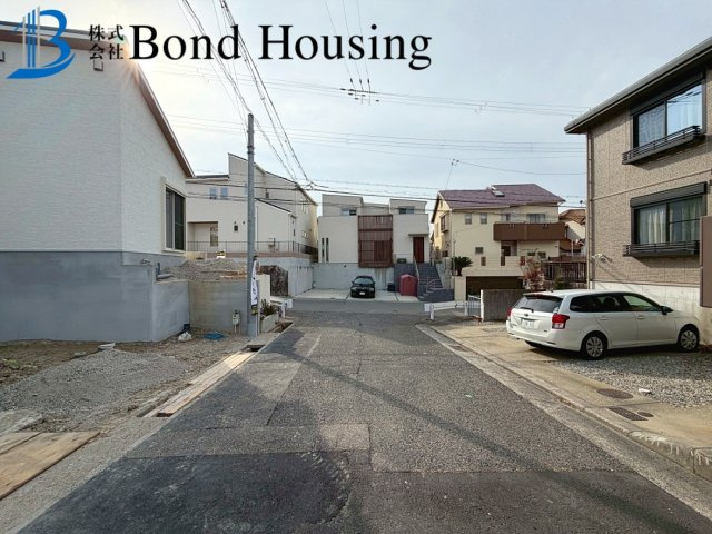 平屋の新築戸建　塩屋北町1丁目の前面道路含む現地写真