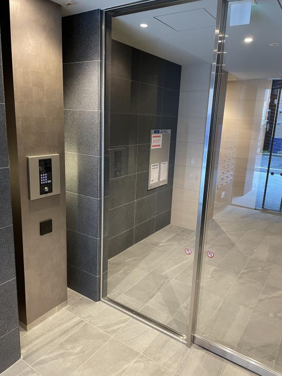 MEIN SCHLOSS亀戸のエントランス