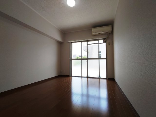 ラパンビルディング反町