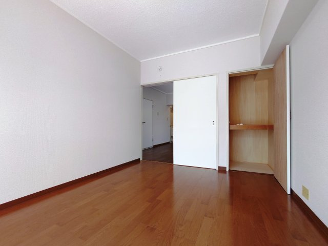 ラパンビルディング反町