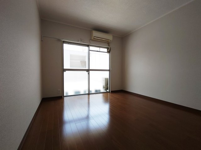 ラパンビルディング反町