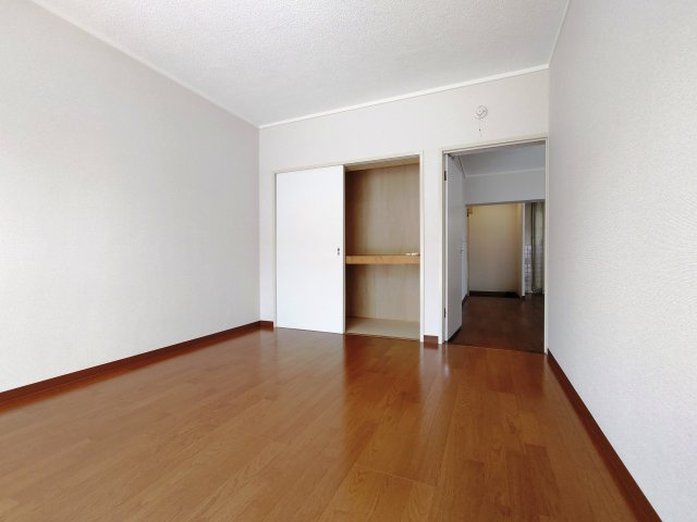 ラパンビルディング反町