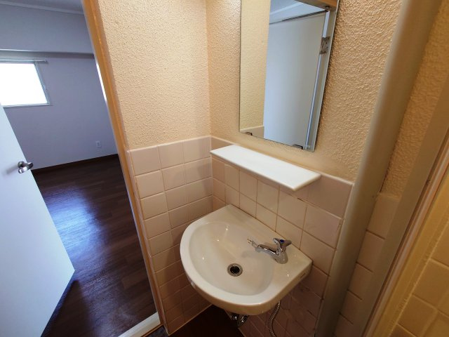 ラパンビルディング反町