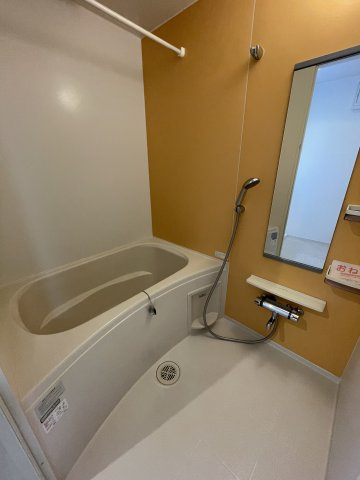 花水木　宝塚の浴室