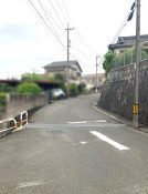 知多市巽が丘４丁目　売り土地の前面道路含む現地写真