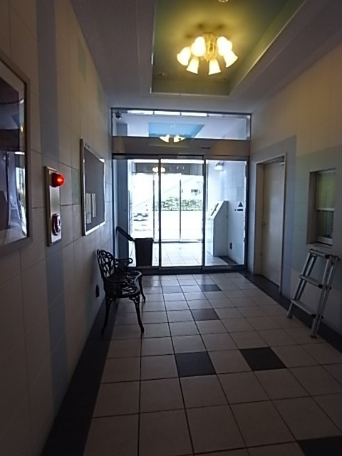 スパンキーギャレットのロビー