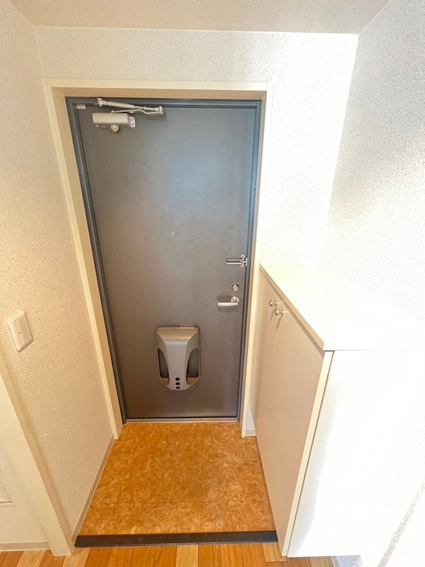 スパンキーギャレットの玄関