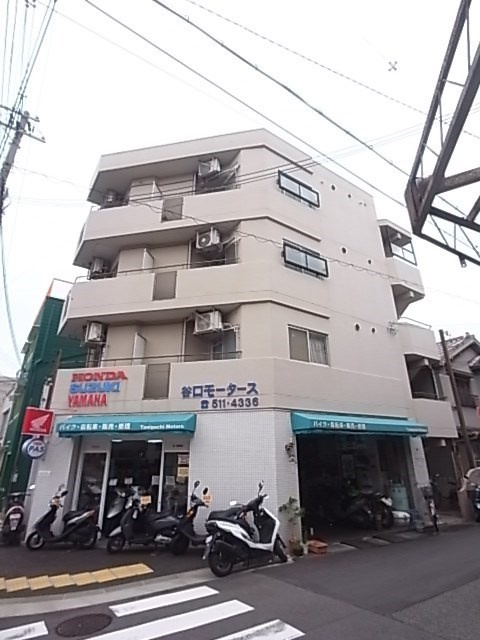 シンプルライフ荒田の外観
