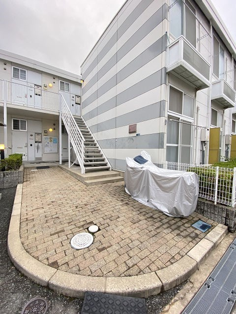 レオパレスMarutakaのエントランス