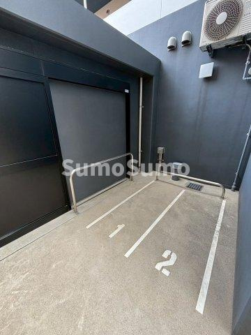 パークアクシス大阪新町の駐車場