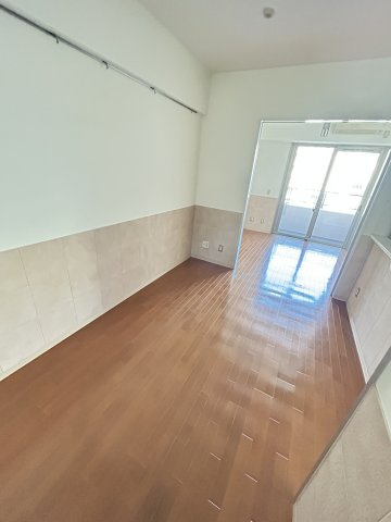 カトルセゾンの洋室