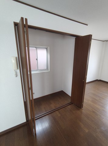 東六甲ビルの収納