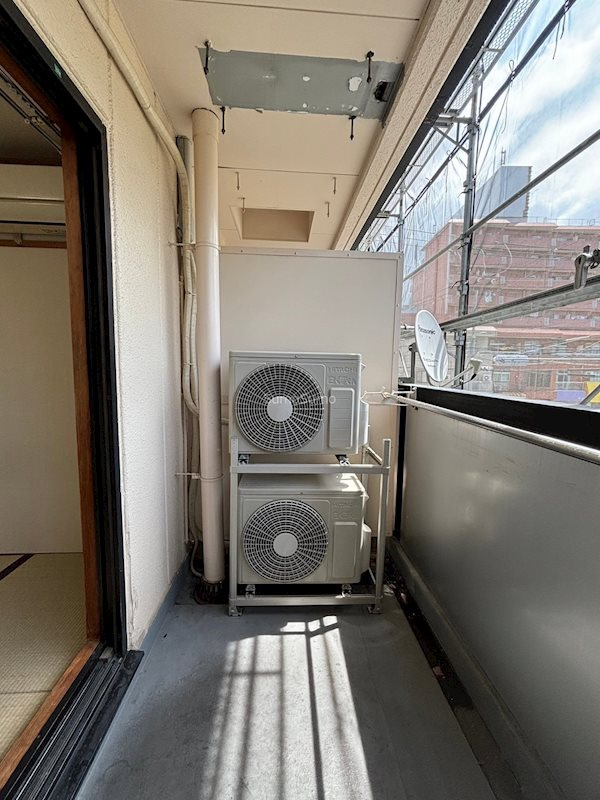 ラ・パレス桜川のバルコニー