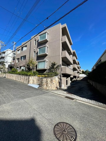 岡本シティハウスの外観