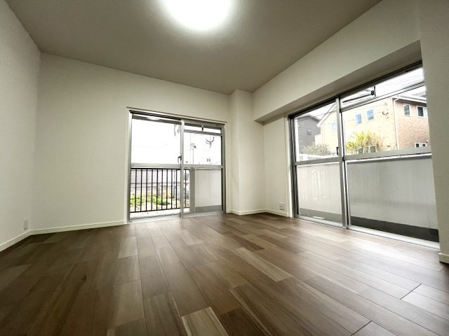 チサンマンション小笹の居間・リビング|落ち着ける空間で家族の会話も広がりそうです♪