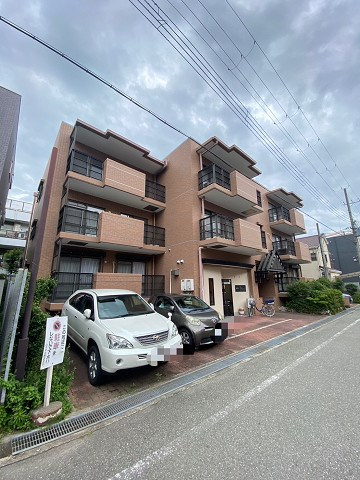 ロイヤル西宮北口の外観