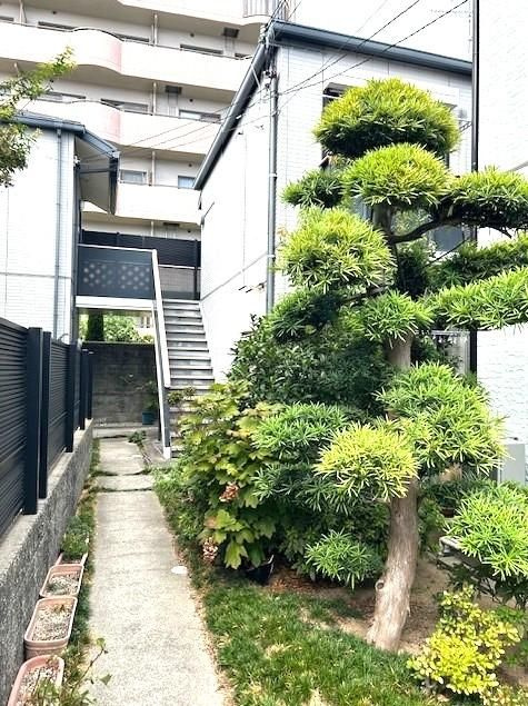 甲南山手フラッツ