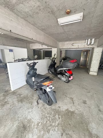 モンセリーチェ甲東園の駐車場