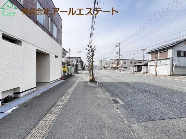 姫路市幸町　　　JR「京口駅」徒歩5分の前面道路含む現地写真