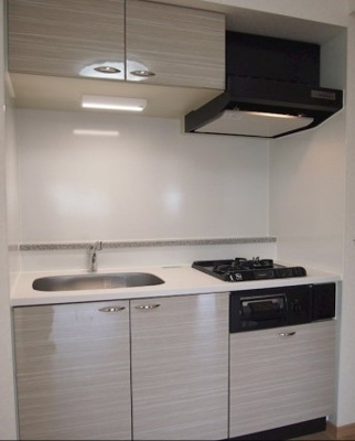 【キッチン】 | ルーブル中野本町 | グリル付きの2口ガスのシステムキッチン。