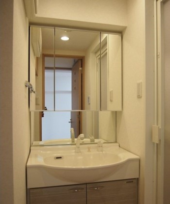 【独立洗面台】 | ルーブル中野本町 | 嬉しい独立洗面台付き。