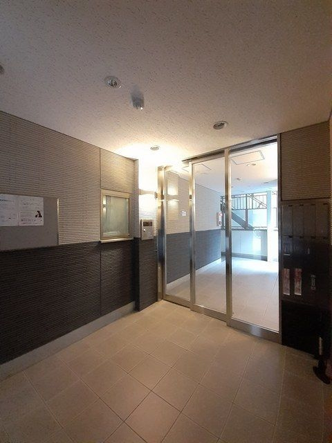 プルミエール秋葉原のロビー