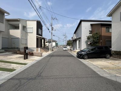 【前面道路含む現地写真】 | 下阪本２丁目ニュータウン１期　13-1号地