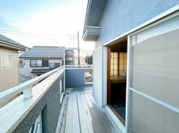 【中古】日高市下鹿山中古住宅のバルコニー|陽当り良好なバルコニーです！
