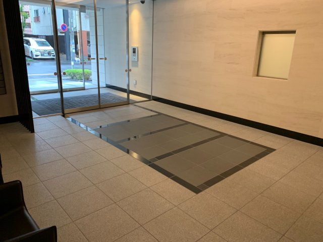 ラポール両国のロビー