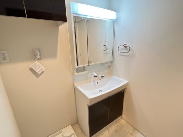 洗髪洗面化粧台