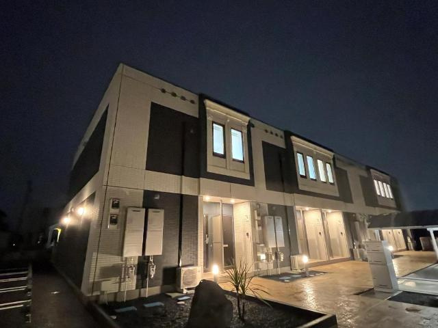 外観写真（夜）