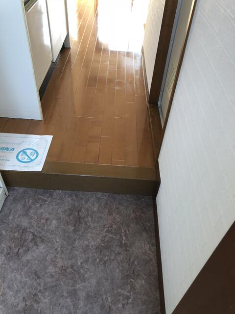 収納もある玄関です