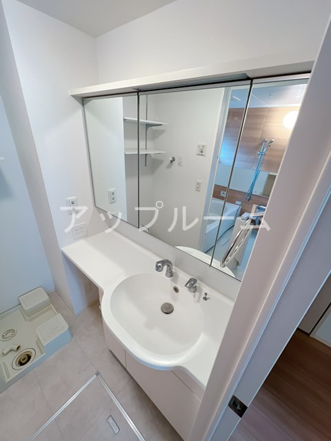 ブランドール勝川のキッチン