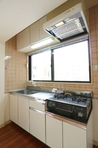 シャルール相模のキッチン