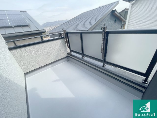 神戸市北区山の街　新築一戸建てのバルコニー|ワイドバルコニーは洗濯物を干すスペースが広いのでご家族が多くても安心！