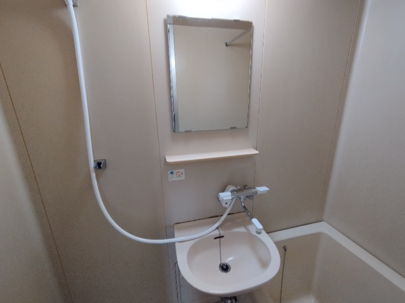 ヴィラ百々の洗面所|別部屋イメージ