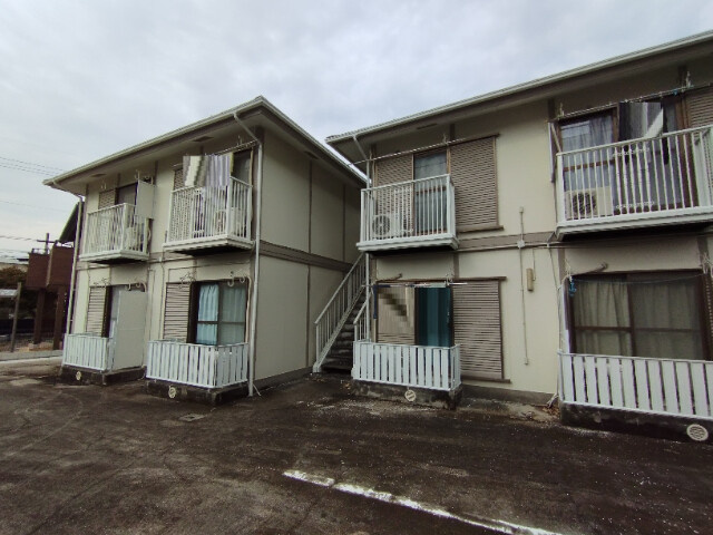 ヴィラ百々の外観